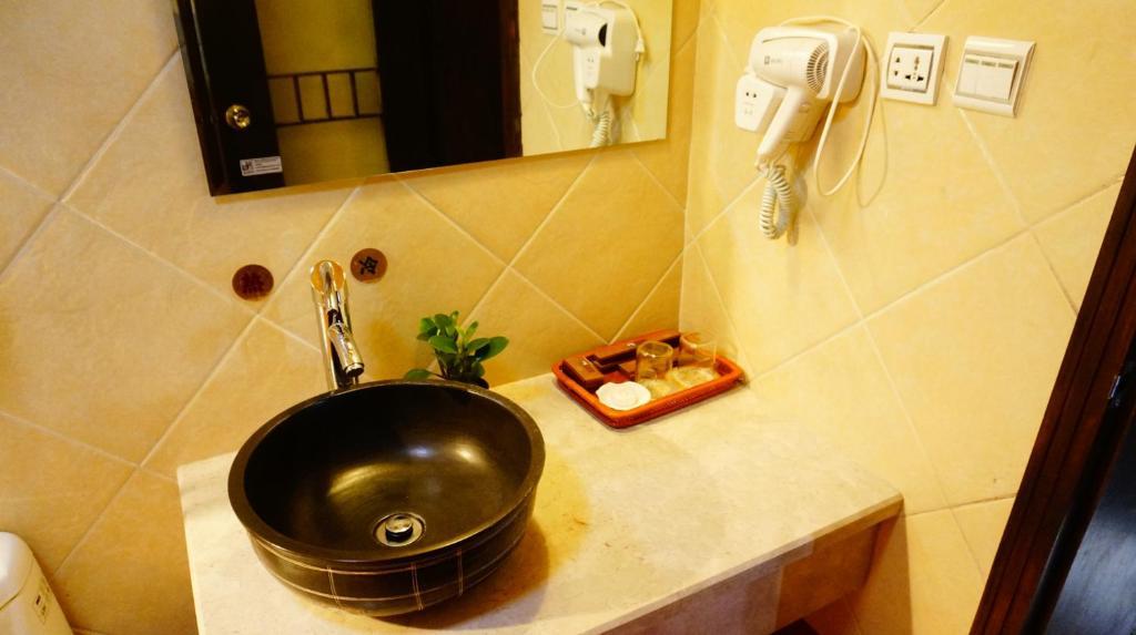 Lijiang Wangjia Courtyard Inn Zimmer foto