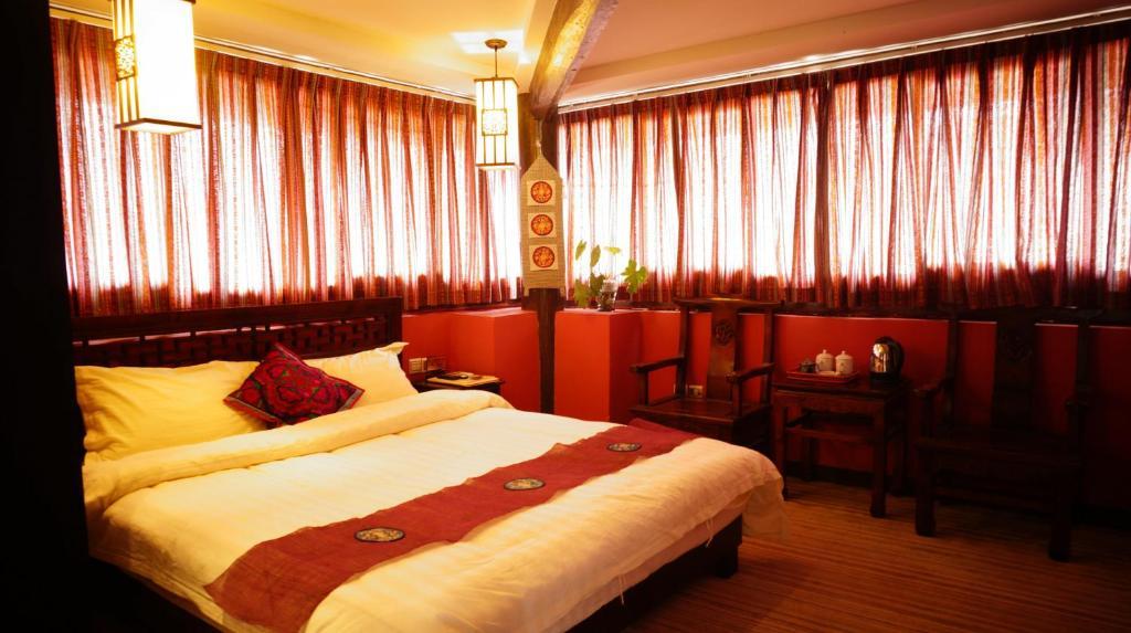 Lijiang Wangjia Courtyard Inn Zimmer foto